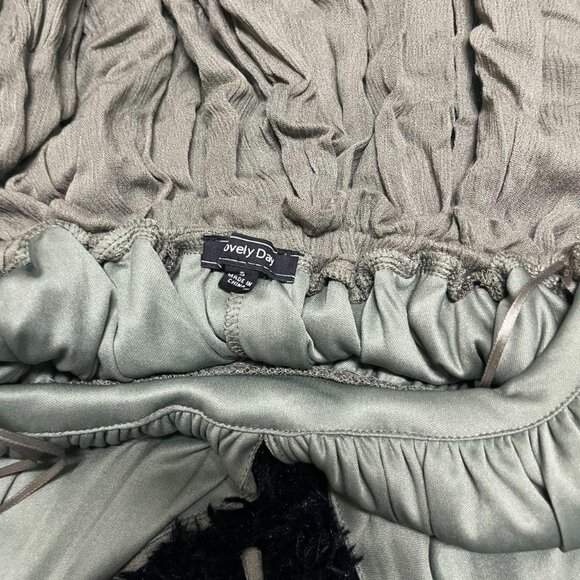 Lovely Day flowy green summer sleeveless dress women's size S - Picture 3 of 3